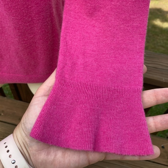 TALBOTS Lightweight Pink Wool Sweater Gold Buttons | Size Medium - Picture 12 of 16